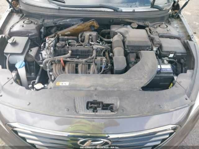 Сірий Хендай Соната, об'ємом двигуна 2.4 л та пробігом 104 тис. км за 2500 $, фото 12 на Automoto.ua