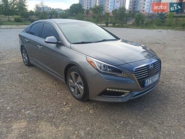 Сірий Хендай Соната, об'ємом двигуна 2 л та пробігом 116 тис. км за 14300 $, фото 8 на Automoto.ua
