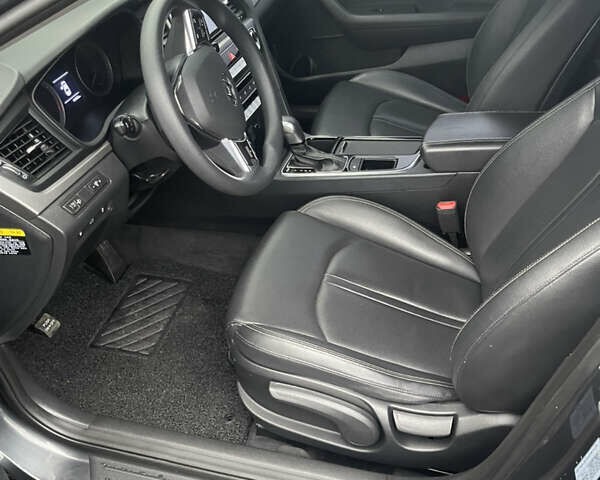 Серый Хендай Соната, объемом двигателя 2 л и пробегом 192 тыс. км за 12900 $, фото 22 на Automoto.ua