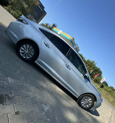 Сірий Хендай Соната, об'ємом двигуна 2 л та пробігом 75 тис. км за 15200 $, фото 3 на Automoto.ua