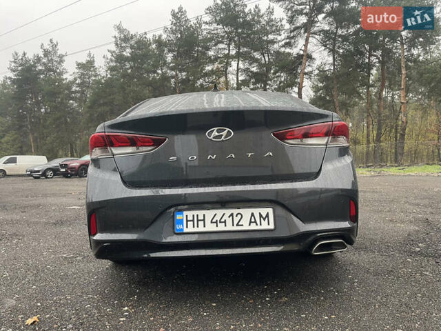 Серый Хендай Соната, объемом двигателя 2 л и пробегом 192 тыс. км за 12900 $, фото 19 на Automoto.ua