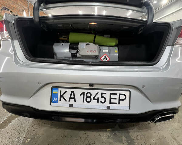 Сірий Хендай Соната, об'ємом двигуна 2 л та пробігом 170 тис. км за 15000 $, фото 6 на Automoto.ua