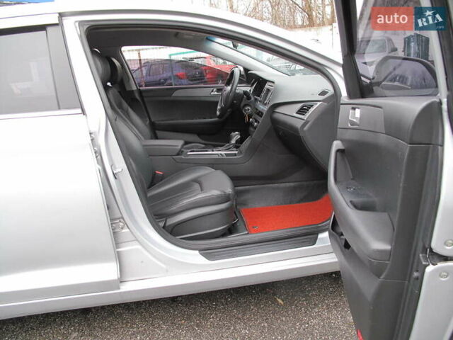 Серый Хендай Соната, объемом двигателя 2 л и пробегом 314 тыс. км за 10500 $, фото 39 на Automoto.ua