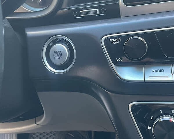 Серый Хендай Соната, объемом двигателя 2.4 л и пробегом 140 тыс. км за 13950 $, фото 20 на Automoto.ua