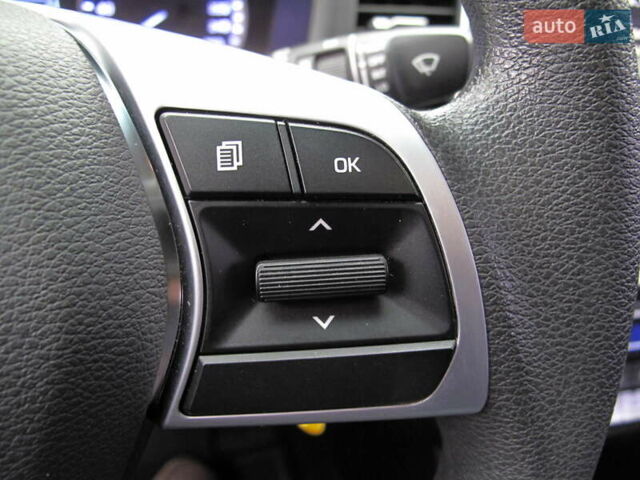 Сірий Хендай Соната, об'ємом двигуна 0 л та пробігом 256 тис. км за 13999 $, фото 60 на Automoto.ua