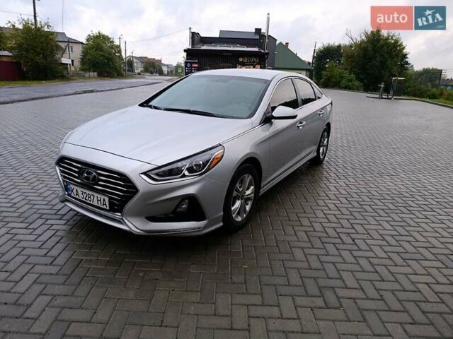 Серый Хендай Соната, объемом двигателя 2.36 л и пробегом 90 тыс. км за 12600 $, фото 11 на Automoto.ua