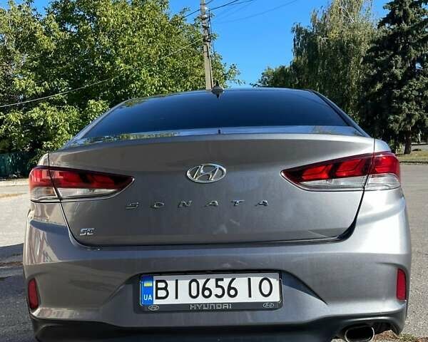 Серый Хендай Соната, объемом двигателя 2.4 л и пробегом 75 тыс. км за 13600 $, фото 6 на Automoto.ua