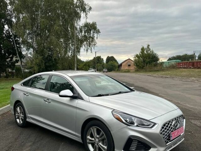 Сірий Хендай Соната, об'ємом двигуна 2.4 л та пробігом 115 тис. км за 12500 $, фото 1 на Automoto.ua