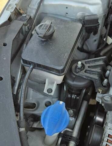 Серый Хендай Соната, объемом двигателя 2 л и пробегом 181 тыс. км за 14000 $, фото 18 на Automoto.ua