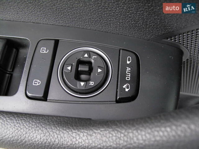 Сірий Хендай Соната, об'ємом двигуна 0 л та пробігом 256 тис. км за 13999 $, фото 14 на Automoto.ua