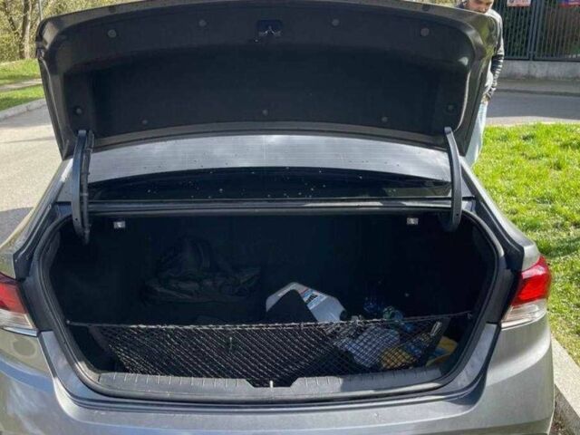 Серый Хендай Соната, объемом двигателя 2.4 л и пробегом 61 тыс. км за 7600 $, фото 8 на Automoto.ua