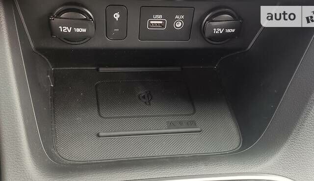 Серый Хендай Соната, объемом двигателя 2.4 л и пробегом 93 тыс. км за 14154 $, фото 12 на Automoto.ua