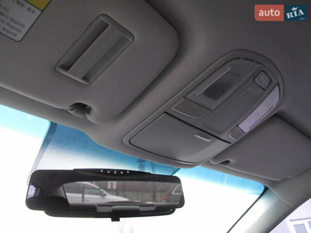 Сірий Хендай Соната, об'ємом двигуна 0 л та пробігом 256 тис. км за 13999 $, фото 75 на Automoto.ua
