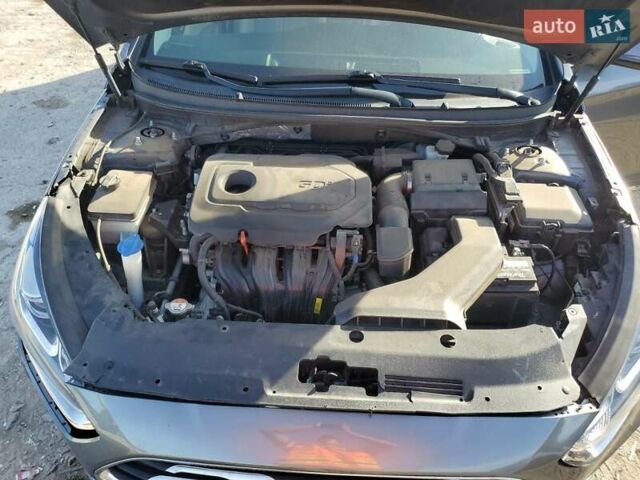 Серый Хендай Соната, объемом двигателя 2.4 л и пробегом 91 тыс. км за 2600 $, фото 11 на Automoto.ua