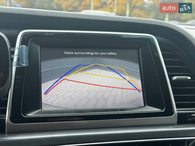 Серый Хендай Соната, объемом двигателя 2.4 л и пробегом 133 тыс. км за 13850 $, фото 38 на Automoto.ua