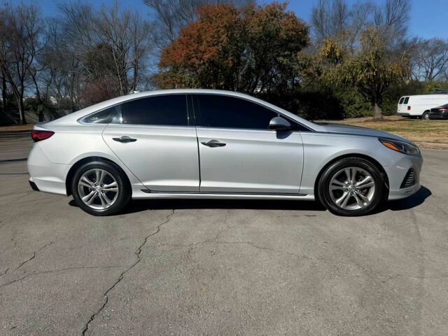 Сірий Хендай Соната, об'ємом двигуна 2.4 л та пробігом 37 тис. км за 8500 $, фото 6 на Automoto.ua