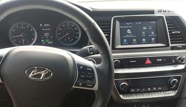 Серый Хендай Соната, объемом двигателя 2.4 л и пробегом 93 тыс. км за 14154 $, фото 8 на Automoto.ua