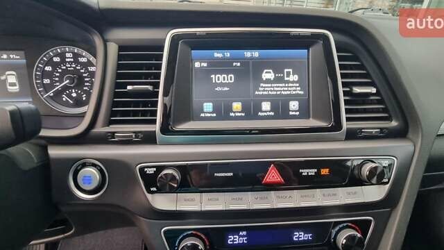 Серый Хендай Соната, объемом двигателя 2.36 л и пробегом 95 тыс. км за 13800 $, фото 57 на Automoto.ua