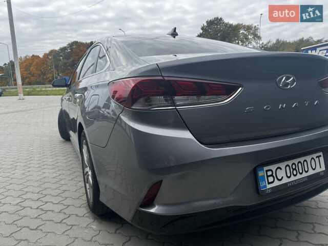 Серый Хендай Соната, объемом двигателя 2.4 л и пробегом 133 тыс. км за 13850 $, фото 8 на Automoto.ua