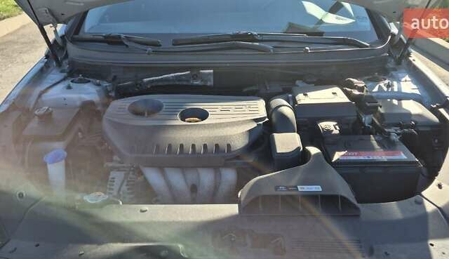 Серый Хендай Соната, объемом двигателя 2 л и пробегом 181 тыс. км за 14000 $, фото 20 на Automoto.ua