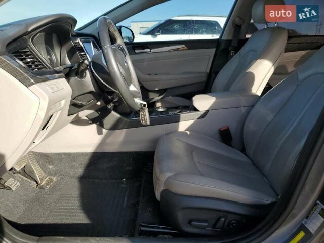 Серый Хендай Соната, объемом двигателя 2.4 л и пробегом 91 тыс. км за 2600 $, фото 7 на Automoto.ua