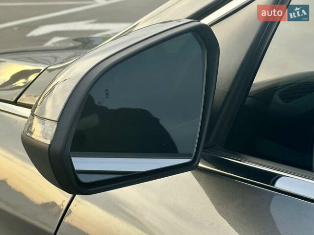 Серый Хендай Соната, объемом двигателя 2.36 л и пробегом 109 тыс. км за 14500 $, фото 5 на Automoto.ua