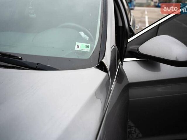 Сірий Хендай Соната, об'ємом двигуна 2.4 л та пробігом 107 тис. км за 12000 $, фото 12 на Automoto.ua