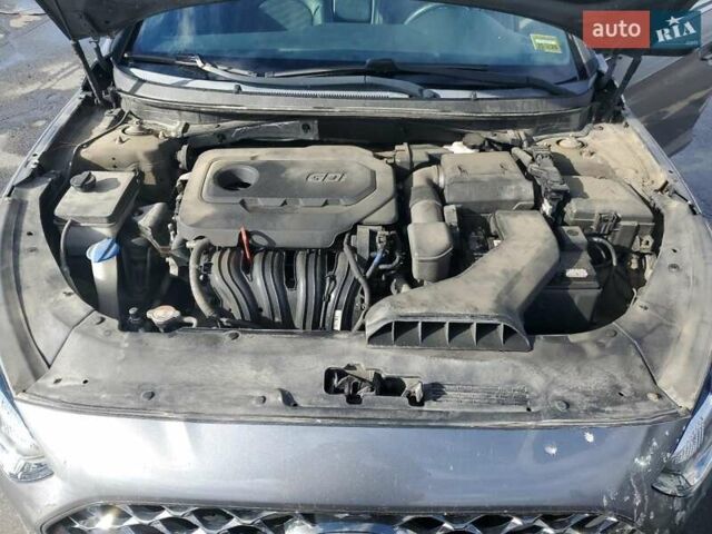 Сірий Хендай Соната, об'ємом двигуна 2.4 л та пробігом 162 тис. км за 2800 $, фото 10 на Automoto.ua