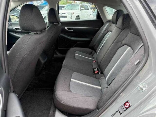 Сірий Хендай Соната, об'ємом двигуна 2.5 л та пробігом 45 тис. км за 3800 $, фото 8 на Automoto.ua