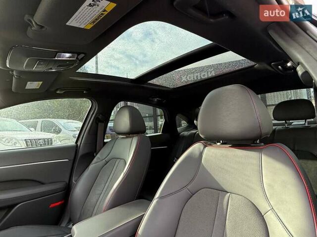 Серый Хендай Соната, объемом двигателя 1.6 л и пробегом 41 тыс. км за 21900 $, фото 19 на Automoto.ua