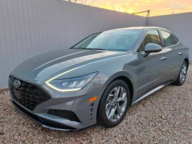 Серый Хендай Соната, объемом двигателя 2.5 л и пробегом 44 тыс. км за 17000 $, фото 1 на Automoto.ua