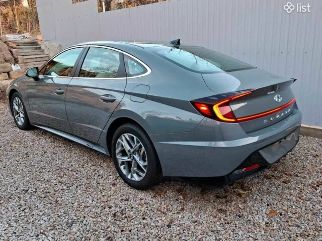 Серый Хендай Соната, объемом двигателя 2.5 л и пробегом 44 тыс. км за 17000 $, фото 2 на Automoto.ua