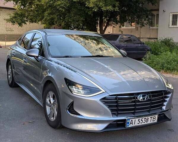 Серый Хендай Соната, объемом двигателя 2.5 л и пробегом 58 тыс. км за 19300 $, фото 6 на Automoto.ua