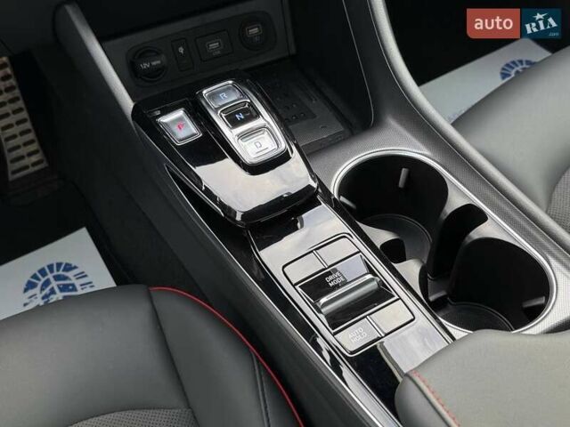 Серый Хендай Соната, объемом двигателя 1.6 л и пробегом 41 тыс. км за 21900 $, фото 16 на Automoto.ua