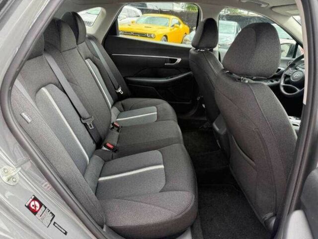 Сірий Хендай Соната, об'ємом двигуна 2.5 л та пробігом 45 тис. км за 3800 $, фото 9 на Automoto.ua