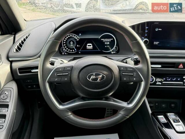 Серый Хендай Соната, объемом двигателя 1.6 л и пробегом 41 тыс. км за 21900 $, фото 12 на Automoto.ua