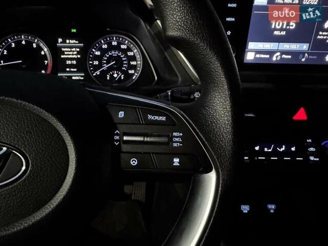 Серый Хендай Соната, объемом двигателя 2.5 л и пробегом 46 тыс. км за 19390 $, фото 17 на Automoto.ua