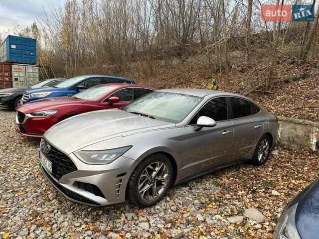 Сірий Хендай Соната, об'ємом двигуна 2.5 л та пробігом 46 тис. км за 19000 $, фото 5 на Automoto.ua