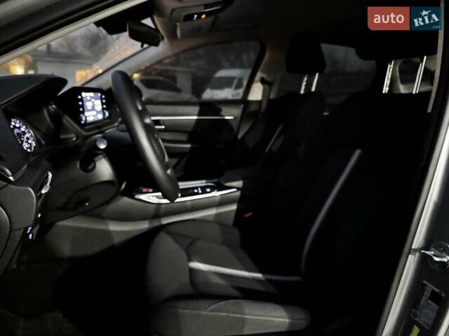 Серый Хендай Соната, объемом двигателя 2.5 л и пробегом 46 тыс. км за 19390 $, фото 22 на Automoto.ua