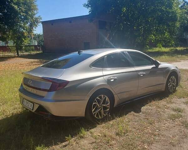 Серый Хендай Соната, объемом двигателя 2.5 л и пробегом 95 тыс. км за 18000 $, фото 7 на Automoto.ua