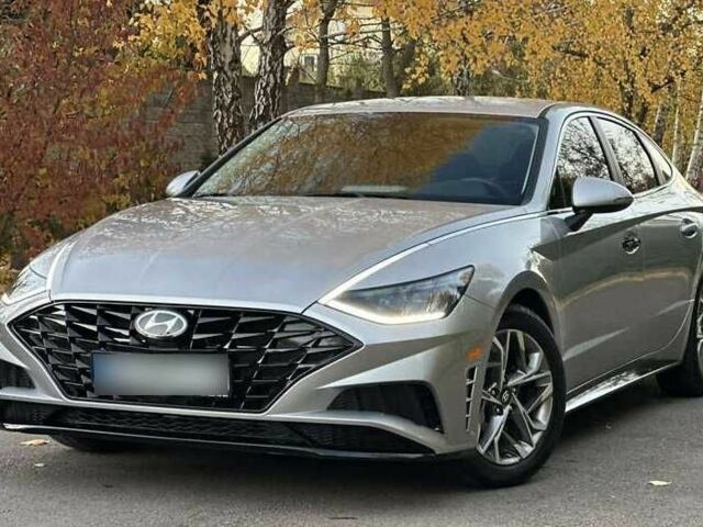 Серый Хендай Соната, объемом двигателя 2.4 л и пробегом 43 тыс. км за 15200 $, фото 5 на Automoto.ua