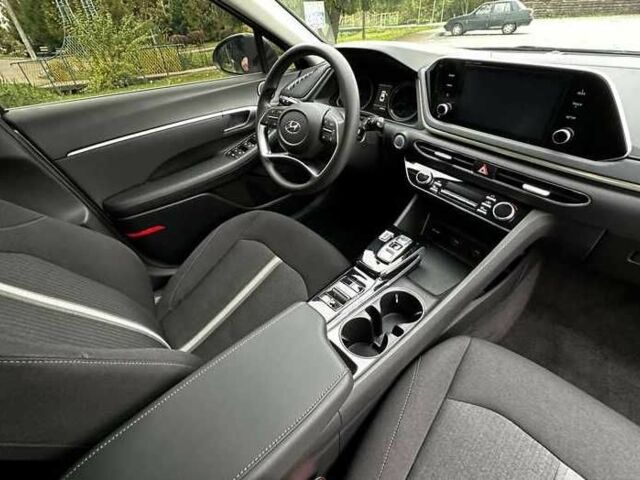 Серый Хендай Соната, объемом двигателя 2.4 л и пробегом 43 тыс. км за 15200 $, фото 18 на Automoto.ua