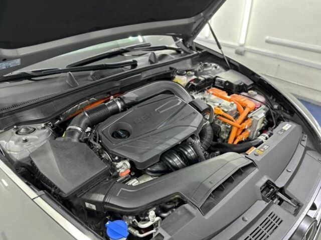 Сірий Хендай Соната, об'ємом двигуна 2 л та пробігом 68 тис. км за 15200 $, фото 21 на Automoto.ua