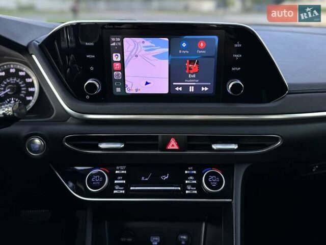 Серый Хендай Соната, объемом двигателя 2 л и пробегом 108 тыс. км за 22500 $, фото 31 на Automoto.ua