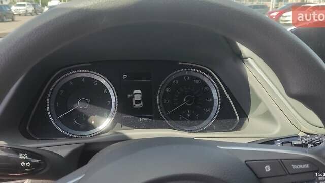 Серый Хендай Соната, объемом двигателя 2.5 л и пробегом 38 тыс. км за 25500 $, фото 11 на Automoto.ua