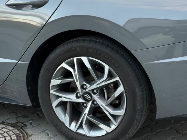 Серый Хендай Соната, объемом двигателя 2.5 л и пробегом 29 тыс. км за 21500 $, фото 8 на Automoto.ua