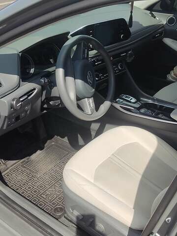 Серый Хендай Соната, объемом двигателя 2.5 л и пробегом 38 тыс. км за 25500 $, фото 8 на Automoto.ua