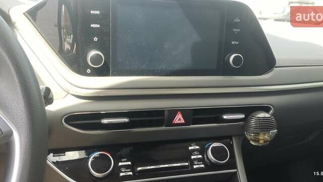 Серый Хендай Соната, объемом двигателя 2.5 л и пробегом 38 тыс. км за 25500 $, фото 20 на Automoto.ua