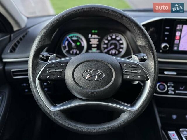 Серый Хендай Соната, объемом двигателя 2 л и пробегом 108 тыс. км за 22500 $, фото 25 на Automoto.ua