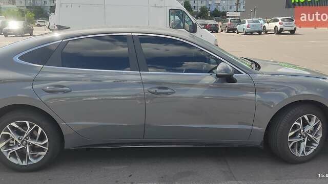 Серый Хендай Соната, объемом двигателя 2.5 л и пробегом 38 тыс. км за 25500 $, фото 13 на Automoto.ua